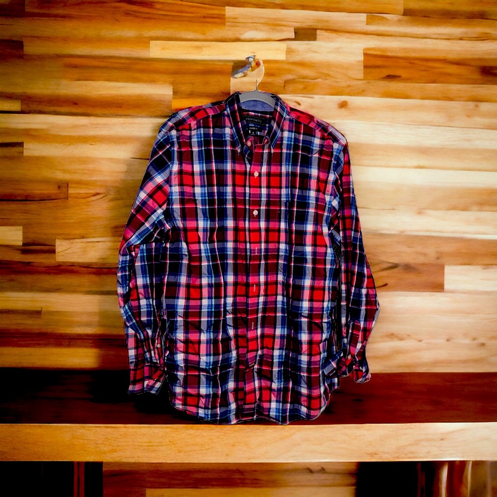 CROWN & IVY Long Sleeve/ Button Up Shirt